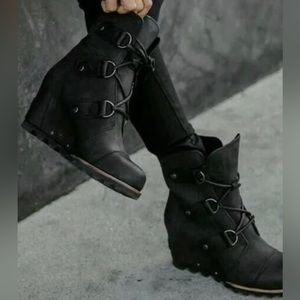 Sorel Joan of Arctic Wedge lace up boots Black